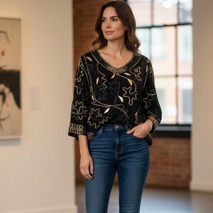 Vintage Lauren Michelle Black&Gold Embroidered V-neck Blouse (Size Large)